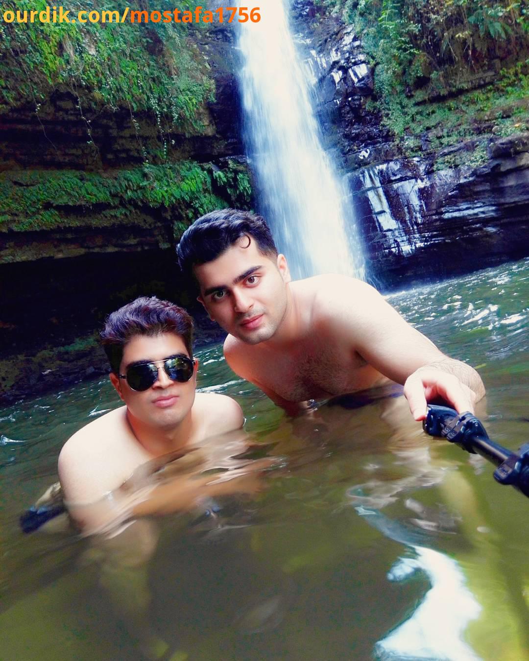 شنا تو آب سرد آبشار زمرد...واقعا چسبید waterfall shomal آبشارزمرد talesh swimming coldwater mustseei