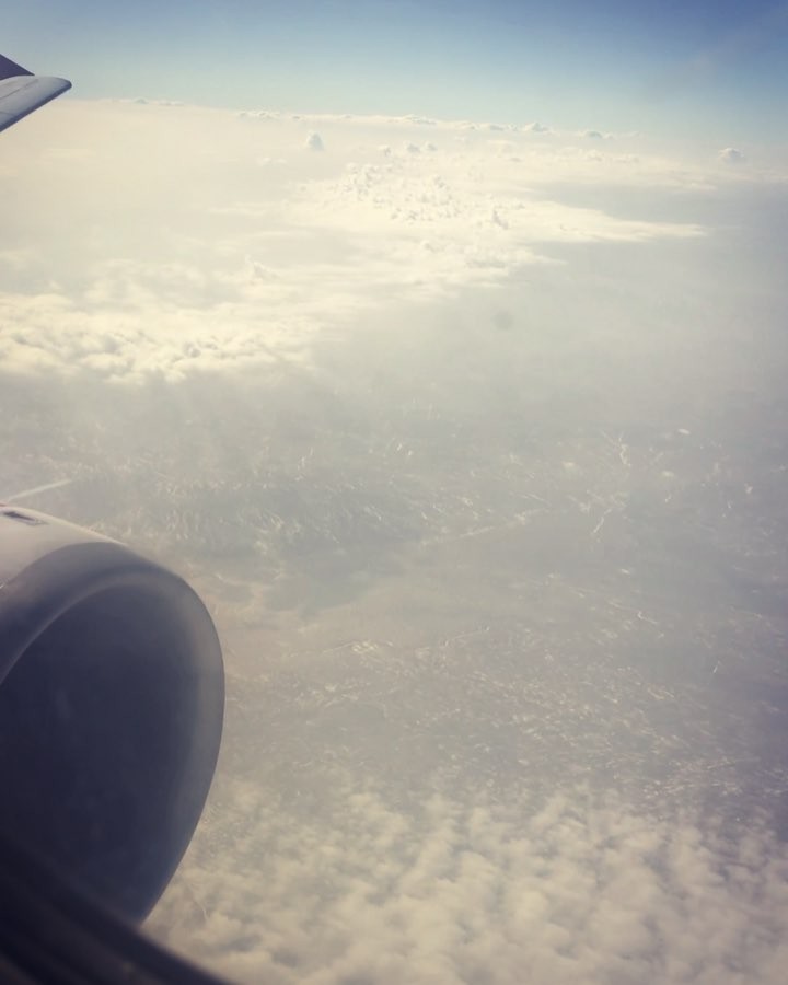واقعا همه خسته ایم از این تسلیتا این همه اتفاق بد..ما خودمون بخش زیادی از زندگیمونو تو این پروازا