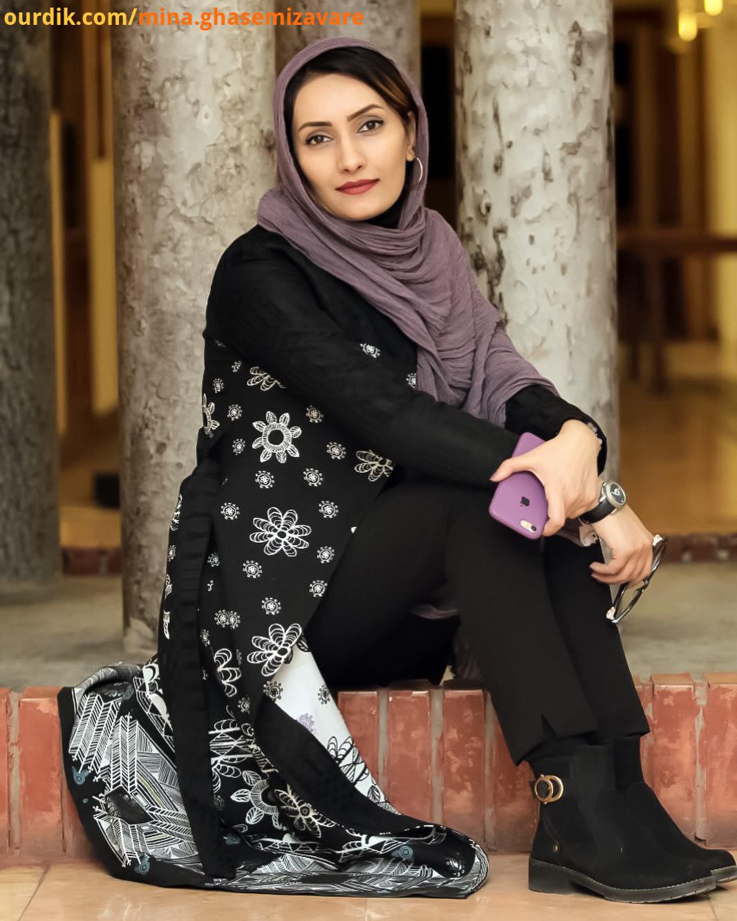 چشم می بندم که مبادا چشمانت را از یاد برده باشم طبق عادت کنار پنجره می روم سوسوی چند چراغ مهربان..