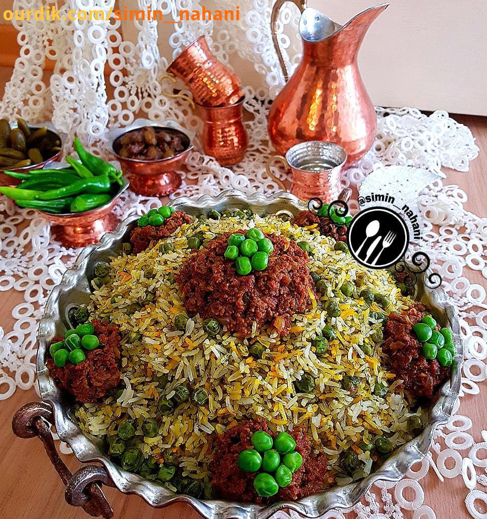 آرزو میکنم دراین لحظات نزدیک افطار سفره تون پر از برکت طاعات وعباداتتون قبول حق نخود سبز پلو سیمین