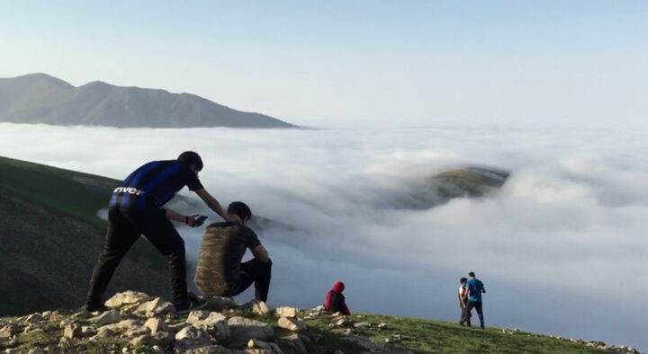 شمال بهشت ایران دریای ابر پر از حس ناب آرامش همه چیز بستگی به حال هوای دلت داره حال دلت که خوب باش