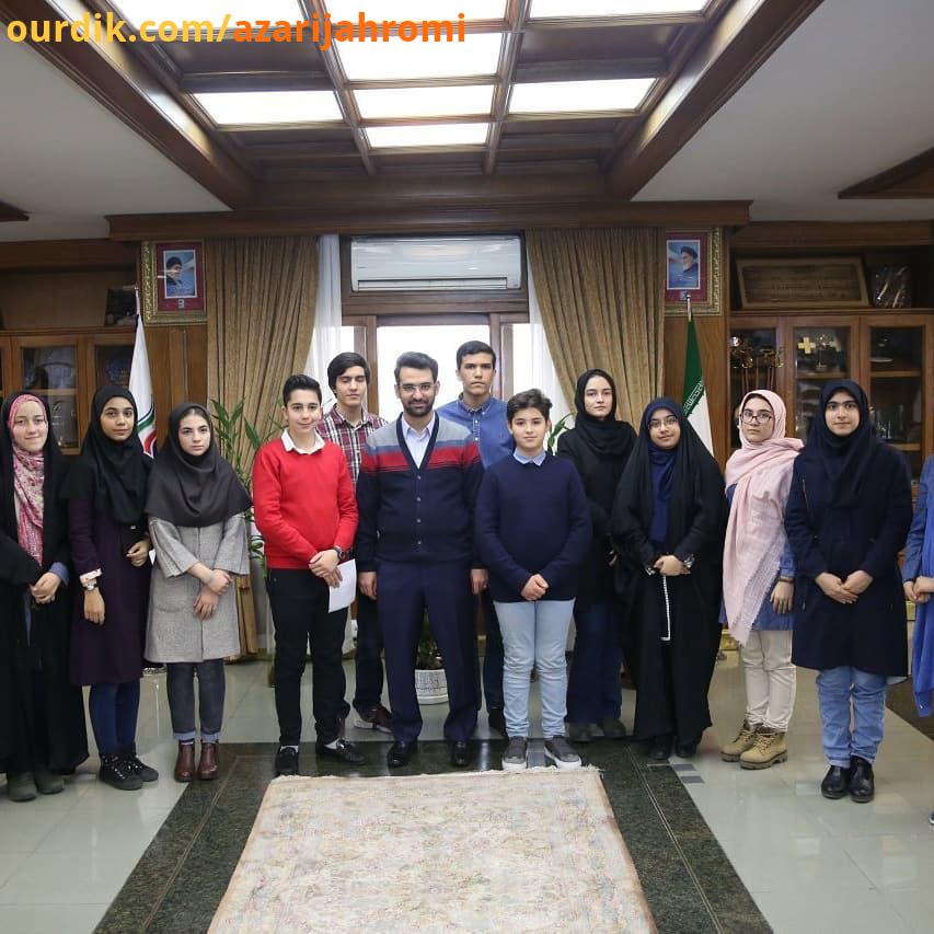 .نمی شود برای کودکان نوجوانان برنامه کودک اینترنت داشت اما دنیای مجازی را از زاویه دید آنها بررس