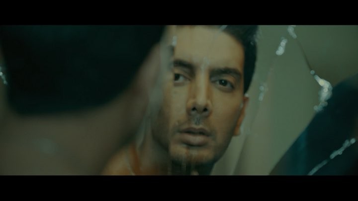 مثل همین بارونی که هر شب می باره حالِ منم بعد تو تعریفی نداره خرابش کردی یکی نظر farzad