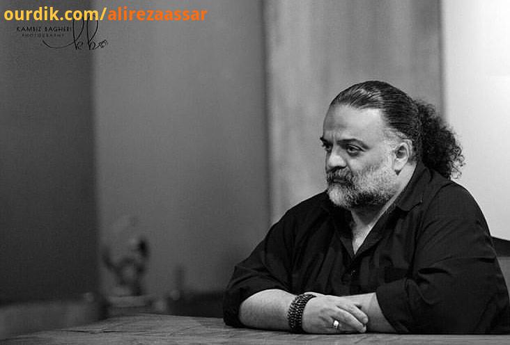 عبا بکش به روى خمره هاى مستِ قونیه شراب را نهان بخر نهان بخور نهان بده