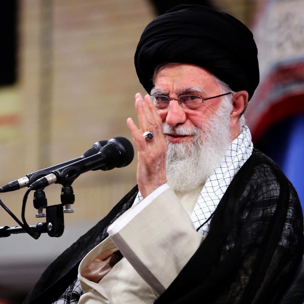 ایران عراق دو ملتی هستند که تن ها دل ها جان هایشان به وسیله ایمان الله محب به اهل بیت