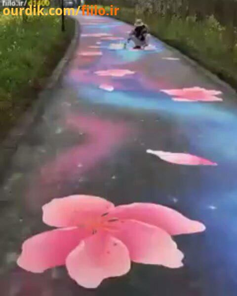 .نقاش با ذوق چینی که پیاده رو یک پارک را تبدیل به یک تابلو کرده است کاربر ارسال کننده: d1400 دیدن وی