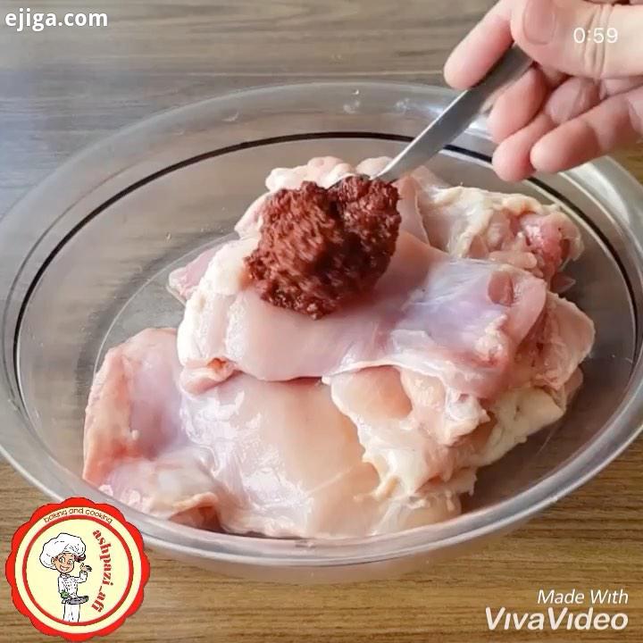 خوراک مرغ سی زمینی تو فر با اشپزی افی ته ران مرغ بدون استخوان رو توی ۱ق رب یک پاکت خامه نمک