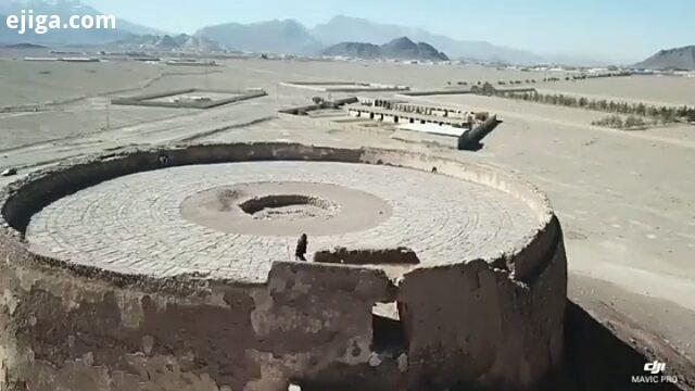 خمه زرتشتیانِ تفت بریم سفر یزد پیروان دین زرتشت، جهان را متشکل از چهار عنصر آب، آتش، خاک هوا