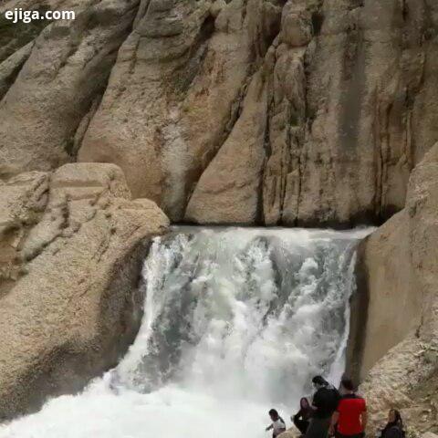 چشمه کوهرنگ چهارمحال بختیاری این چشمه با آب بسیار زیاد از دامنه های زردکوه سرچشمه میگیرد پس از گذر