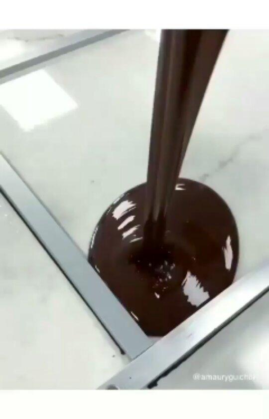 با شکلات چی میسازه غذای ایرانی شیرینی خونگی شکلات دسر خونگی پیش غذا غذای ایرانی غذای راحت ترشیجات خا