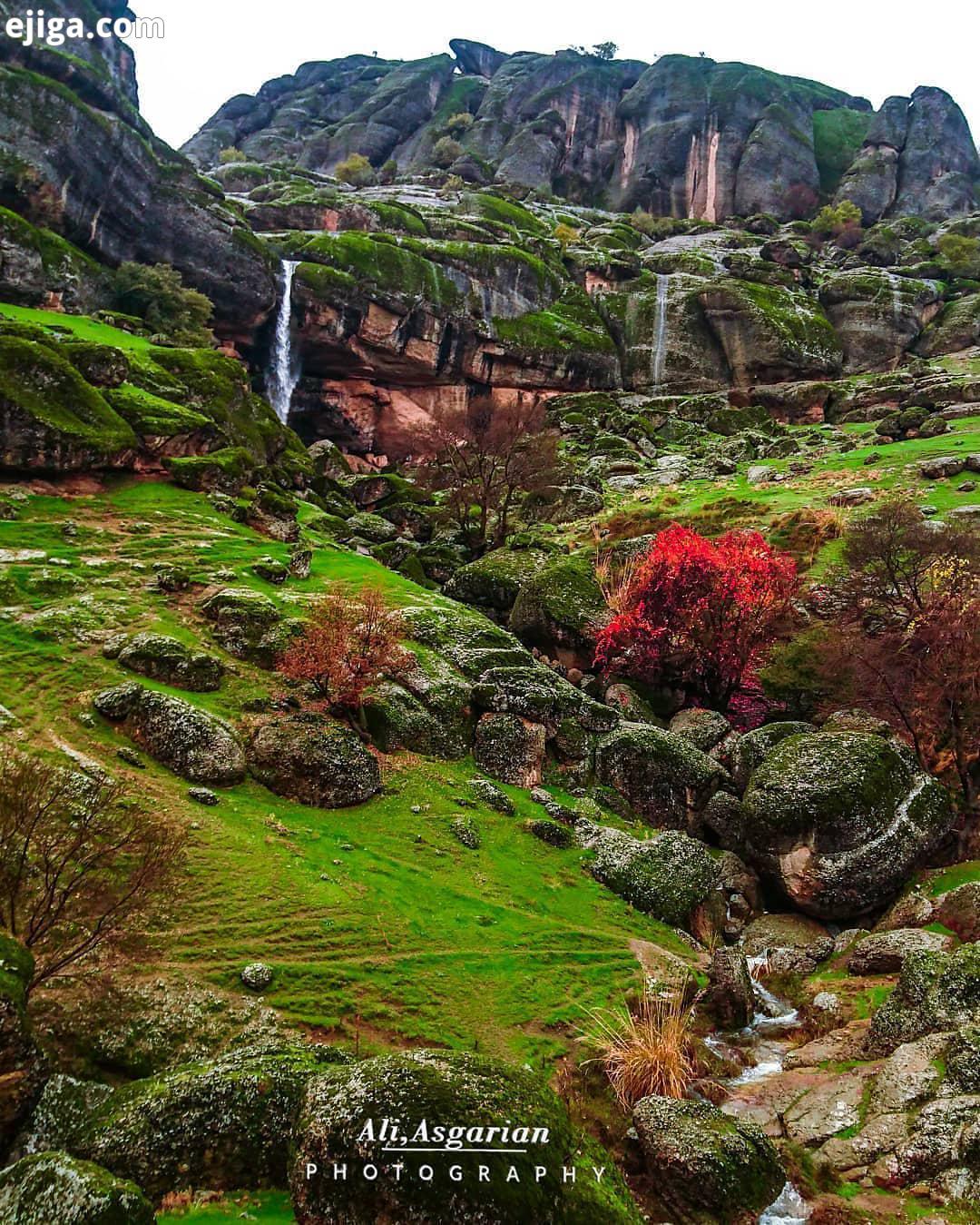 طبیعت زیبای مخملکوه خرم آباد این طبیعت تا وقتی که پاکیزه هست زیباست مخمل کوه یکی از رشته کوههای لرست