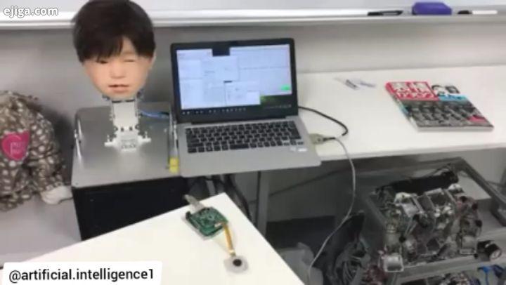 .رباتی که درد را احساس میکند گروهی از دانشمندان ژاپنی یک سر رباتیک شبیه کودک ساختند که می تواند احسا