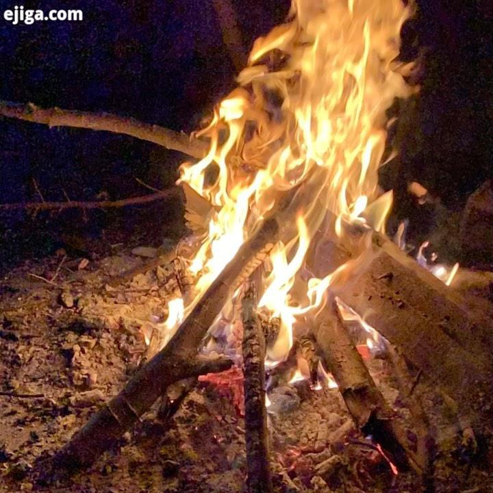خیلییییی خوشحالم سال ۹۸ داره تموم میشه این روزای اخر هم با چهارشنبه سوری زخم نزنیم به دل خانواده هام