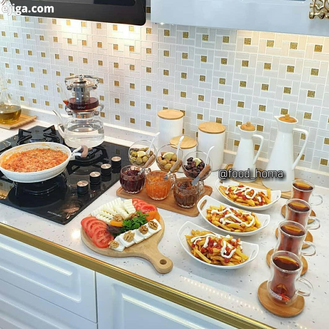صبحانه برا روز های تعطیلی در خانه بمانیم صبحانه صبحانه لاکچری خوشمزه غذا سلامتی رژیم فینگرفود دیزاین