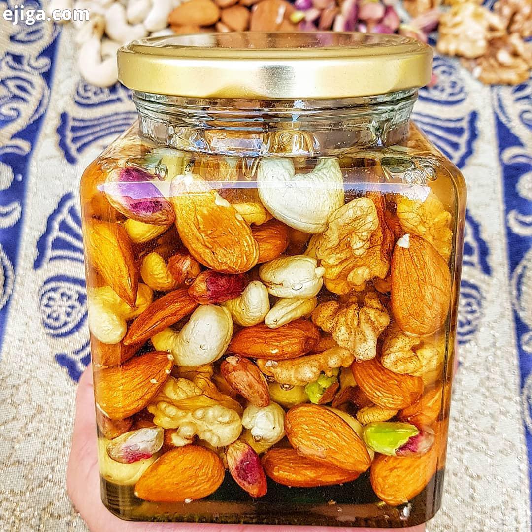 عسل طبیعی مغزیجات پسته ، بادام ، گردو بادام هندی خواص محصول انرژی زا مقوی مغز اعصاب تقویت