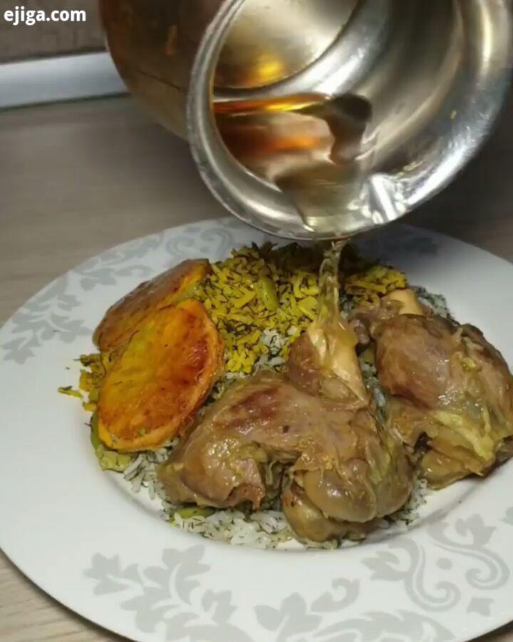 .باقالی پلو با ماهیچه البته درستش این بود که یک ظرف ژله هم درست میکردم میزاشتم کنارش بریم برای یک تو