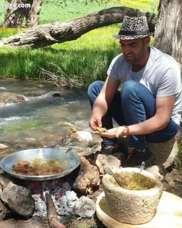 شامی کباب سنتی در دل طبیعت آشپزی آشپزی در طبیعت شامی کباب غذای سنتی غذای سالم آموزش آشپزی رستوران