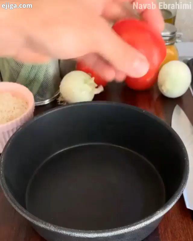 لوبیا پلو با سالاد شیرازی تقدیم به همه شما برای هر نفر: گوجه: عدد لوبیا: ۱۲۰ گرم روغن زیتون تا