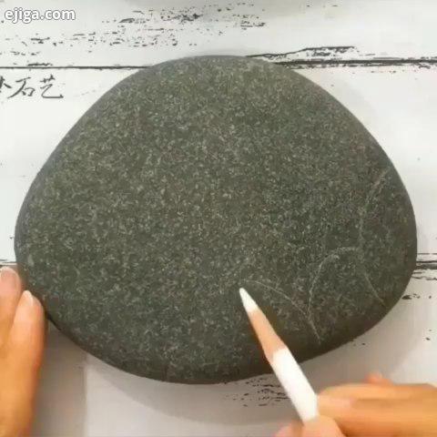 نقاشی روی سنگ اگر پیج رو نکردید آموزش ها رو از دست ندید ژورنال هنر خلاقیت هنر هنرمند نقاشی روی سنگ
