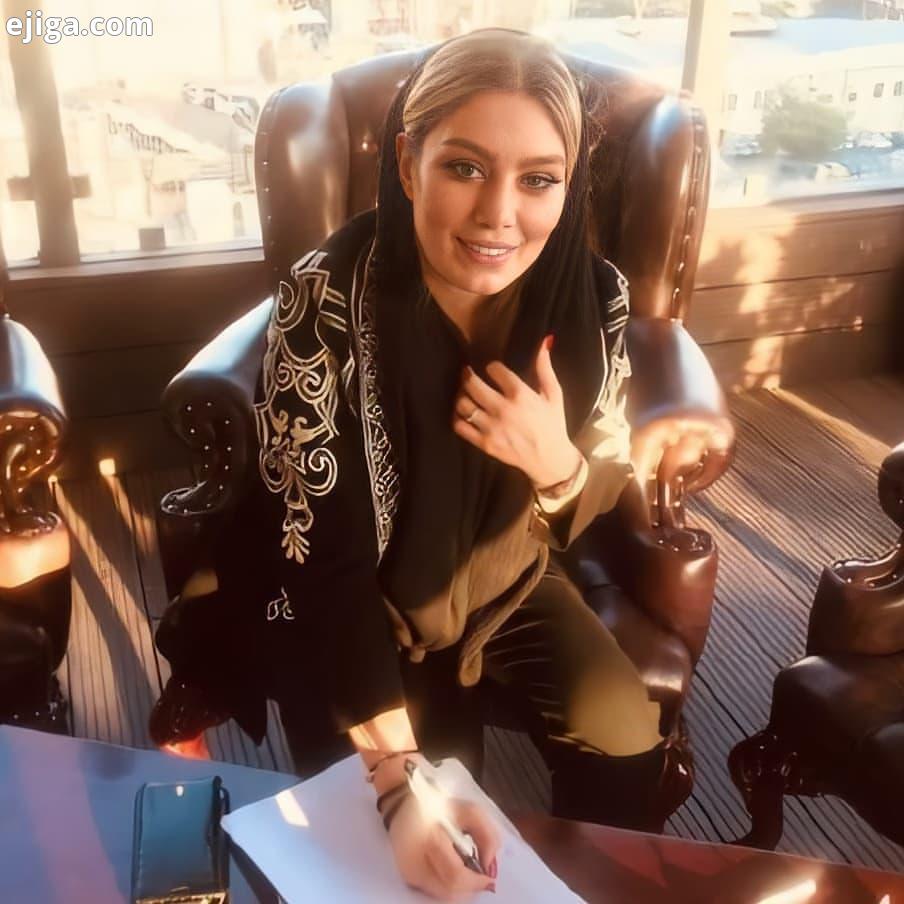 saharghoreyshiofficialpage...فعال ترین فن پیج بانو سحر قریشی تو فقط بخند modelia..زیباترین ادیت
