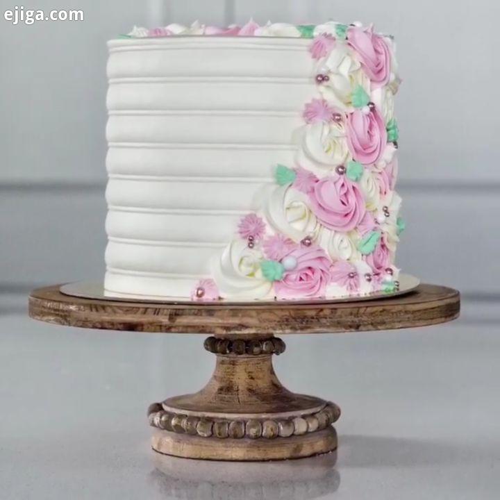 .یک کیک با گل های آبشاری ترکیب رنگی که استفاده کرد خیلی ملیح جذابه..:...کیک تزیین کیک ویدیوآموزشی
