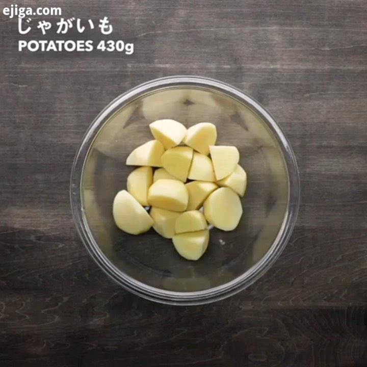 غذای کره ای لذیذ چوب پنیر ۴۳۰گرم سیب زمینی ۲۰گرم بیکن درشت خرد شده ۱گرم نشاسته سیب زمینی نمک فل