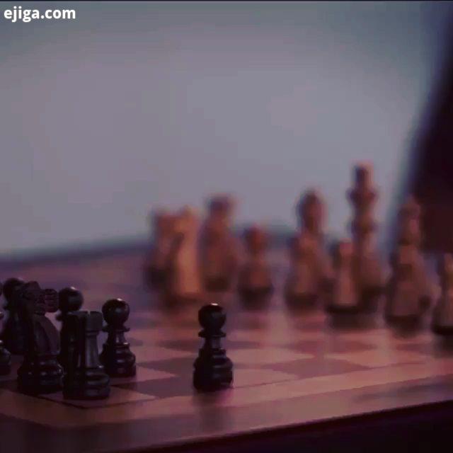 مهره های این شطرنج می توانند به وسیله فرمان صوتی شما روی صفحه حرکت کنند امکان بازی کردن از راه دور