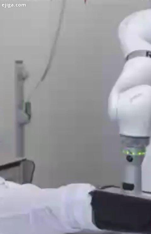 .توانبخشی بیماران بستری شده با ربات ROBERT این ربات ROBERT نام دارد برای توانبخشی بیماران بستری سا