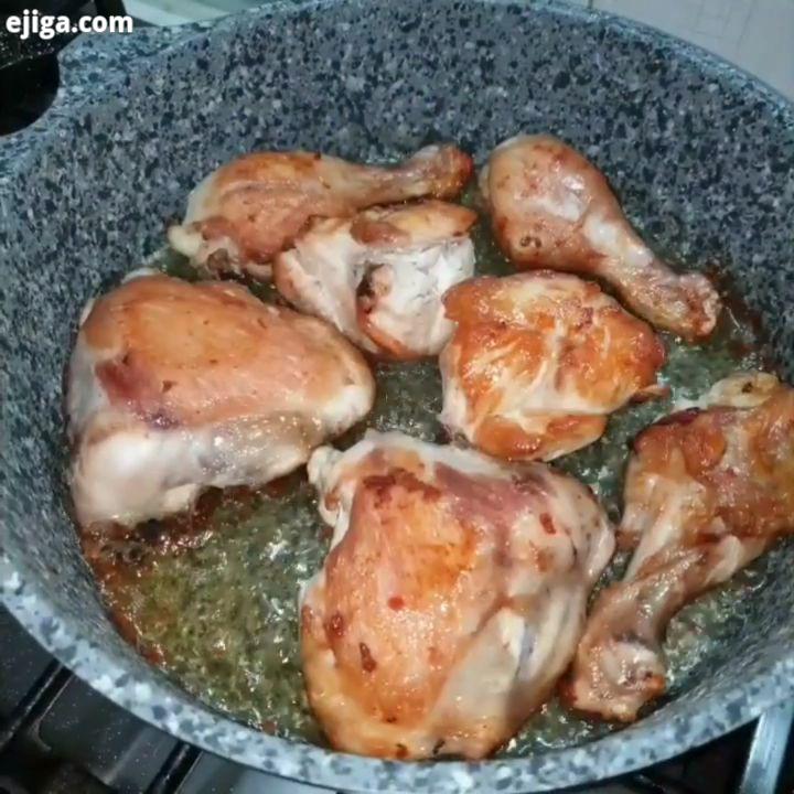 مرغ ترش یه غذا فوق العاده خوشمزه لذیذ مواد لازم: مرغ : کیلوگرم سبزی مرغ ترش : گرم گردو چرخ شده :